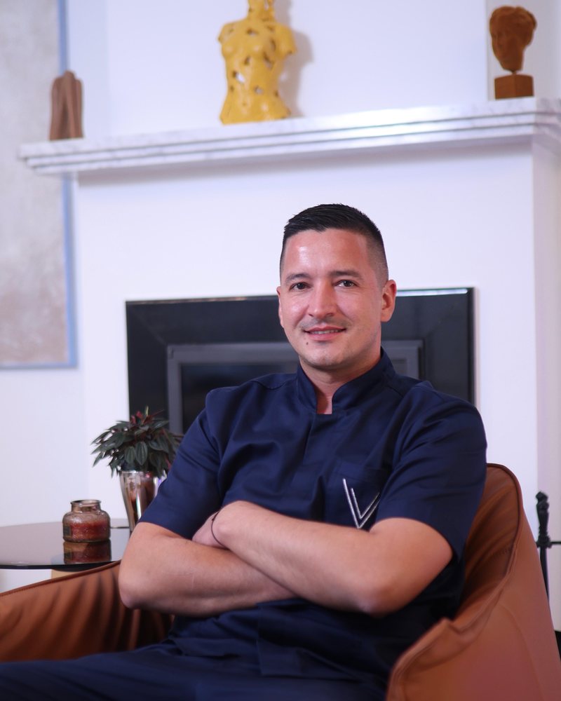 Dr Nikola Trošić